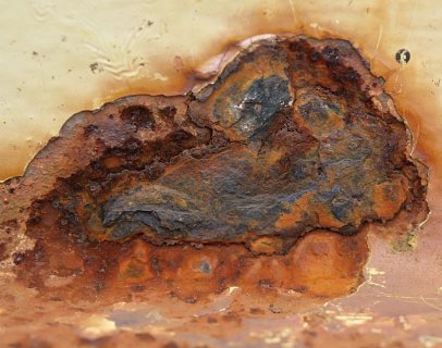 Oxidation of iron over a