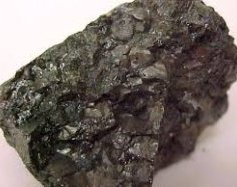 magnetite, Fe3O4, black iron oxide, iron (II, III) oxide, ferrous ferric oxide, ferro ferric oxide, ferric ferrous oxide, MIL-I-275B, CAS # 1309-38-2, black iron sand, magnetite sand, beach magnetite sand, satetsu, magnetic black, magnetic iron ore, magnetic oxide, super paramagnetic iron oxide, triiron tetraoxide, ferrosoferric oxide, iron black, fenosoferric oxide, black Iron BM, iron(III) oxide, meramec M 25, river sand, black gold F 89, iron oxide (Fe3O4), RB-BL, eisen(II, III)-oxid, 11557 black, CCRIS 4376, lodestone,