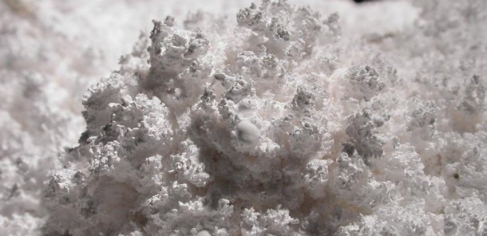 Magnesium oxide Crystals