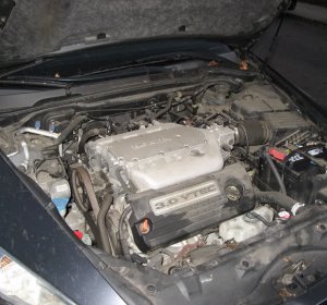 Cleaning oxidation from aluminum