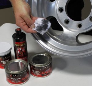 Remove oxidation from aluminum